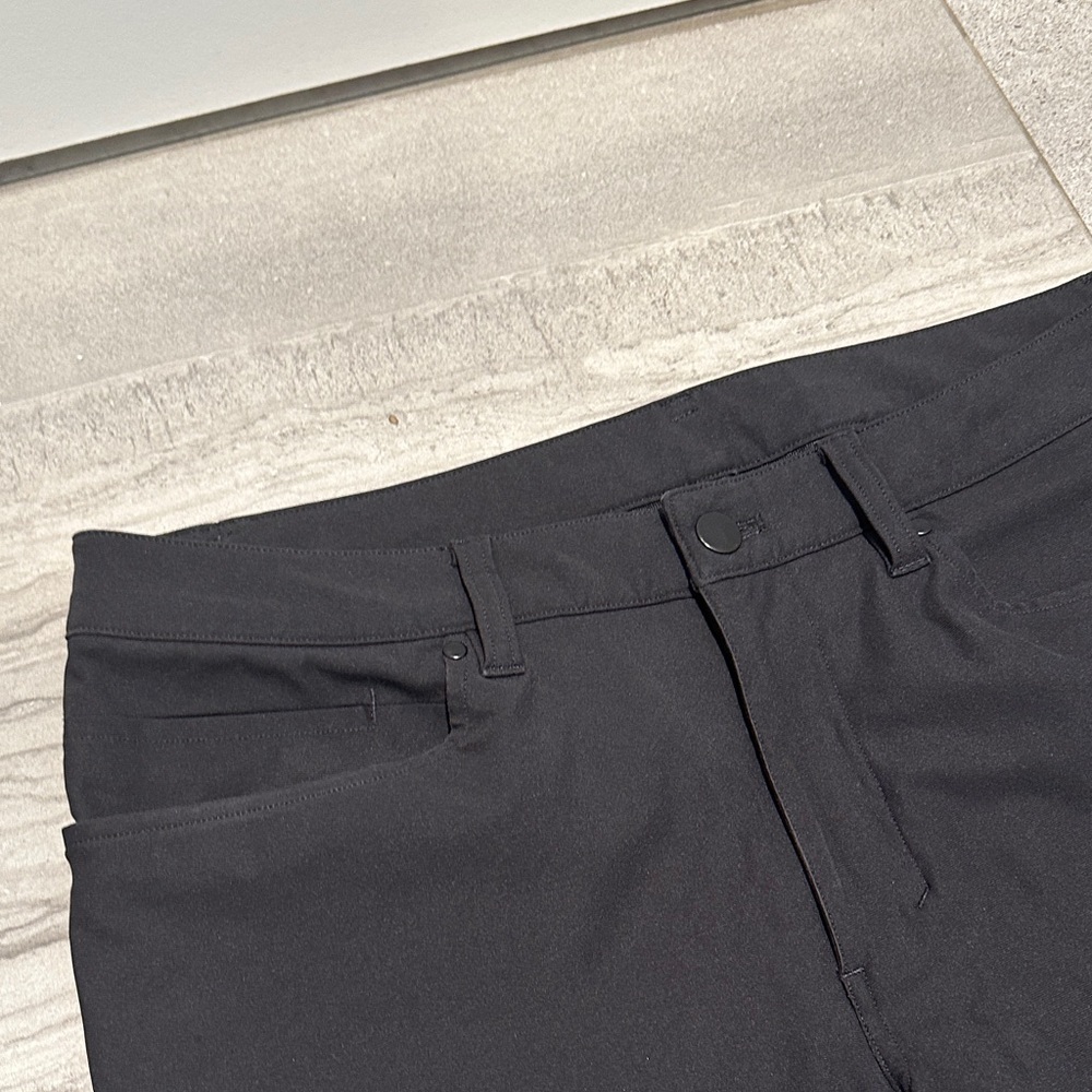 Mens Lululemon ABC pant - Picture 4 of 7